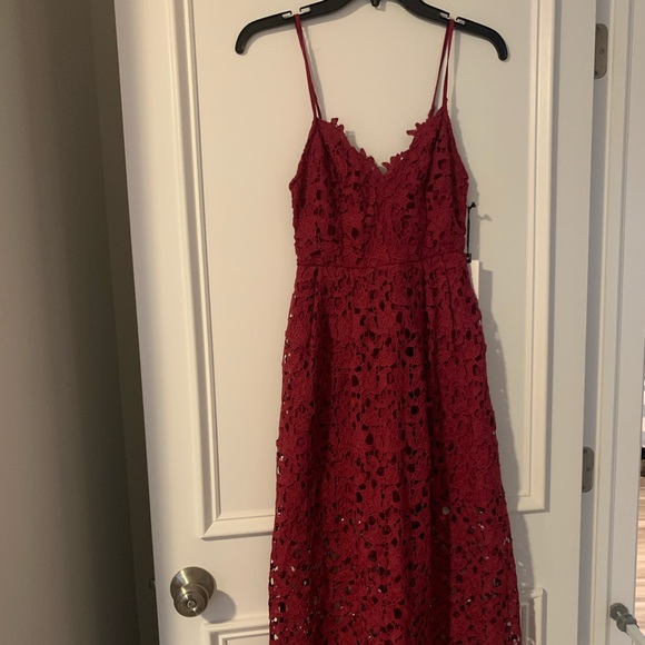 Astr Lace A Line Midi Dress Berry Red - Picture 5 of 10